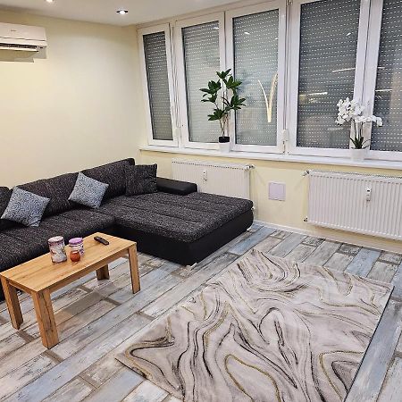 Appartement Urban Loft à Salgótarján Extérieur photo