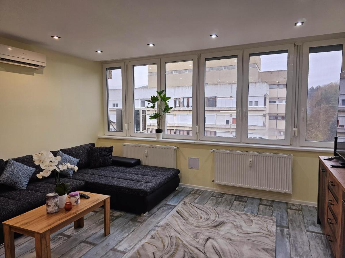 Appartement Urban Loft à Salgótarján Extérieur photo