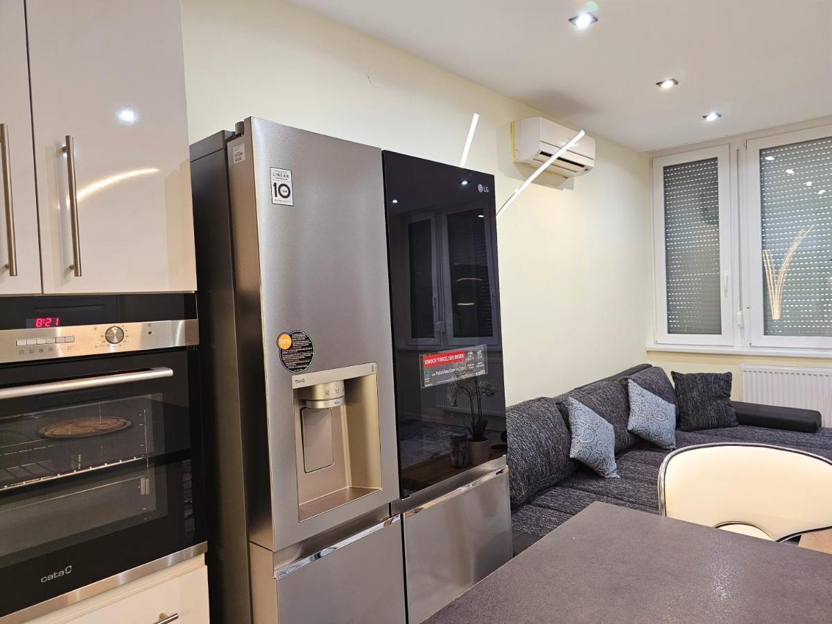 Appartement Urban Loft à Salgótarján Extérieur photo